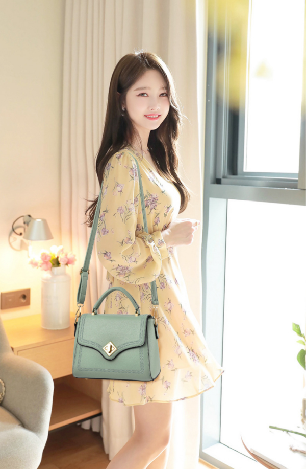 ZTSB-0127,wholesale pu lady single shoulder crossbody small square handbag