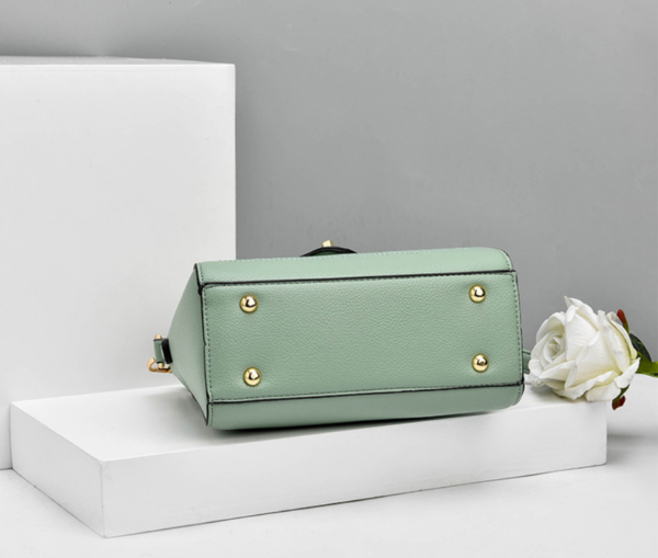 ZTSB-0127,wholesale pu lady single shoulder crossbody small square handbag - Image 4
