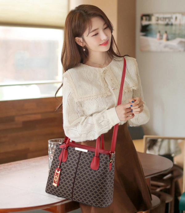 ZTSB-0156,manufacturers wholesale pu fashion vintage printed women large capacity single shoulder crossbody bag