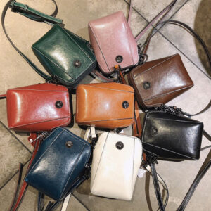 GTNB-0002,wholesale sale factory female cowhide single shoulder leather small handbags