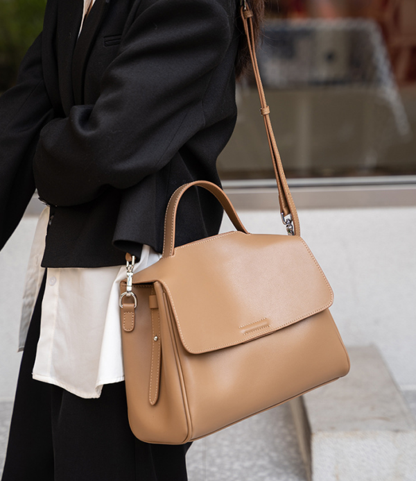 GTNB-0029,factory wholesale fashion casual single shoulder cowhide women crossbody bag - Image 3