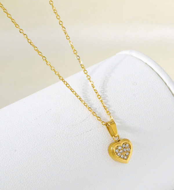 GSJS-0003,wholesale diamond embedded zircon  heart shaped women non fading collarbone chain titanium steel stainless steel  necklace - Image 8
