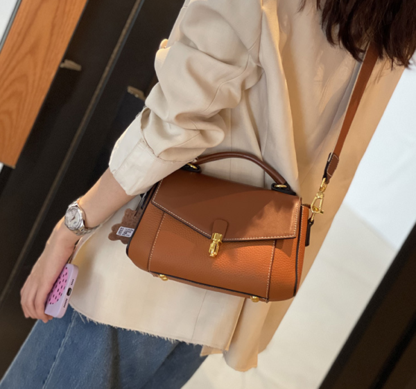 GTNB-0031,selling wholesale fashion casual cowhide women color contrast single shoulder handbag