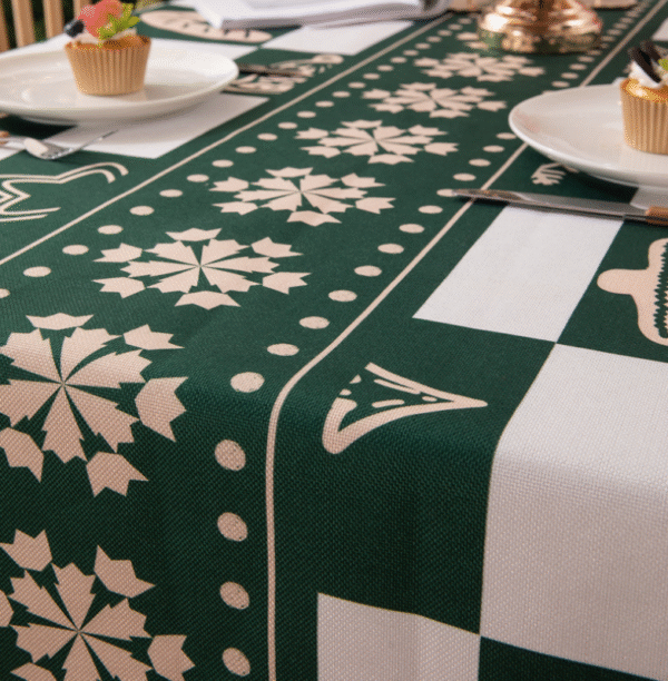YJCZ-0002,yiwu factory selling polyester printed christmas reindeer waterproof dining tablecloth - Image 4