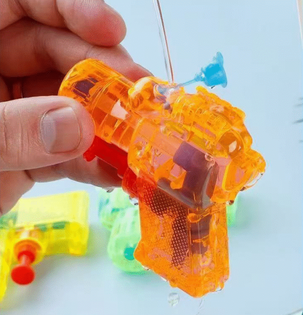YWZW-0004,hot selling wholesale street vendors night markets  spraying  mini kids splashing water toy gun - Image 5