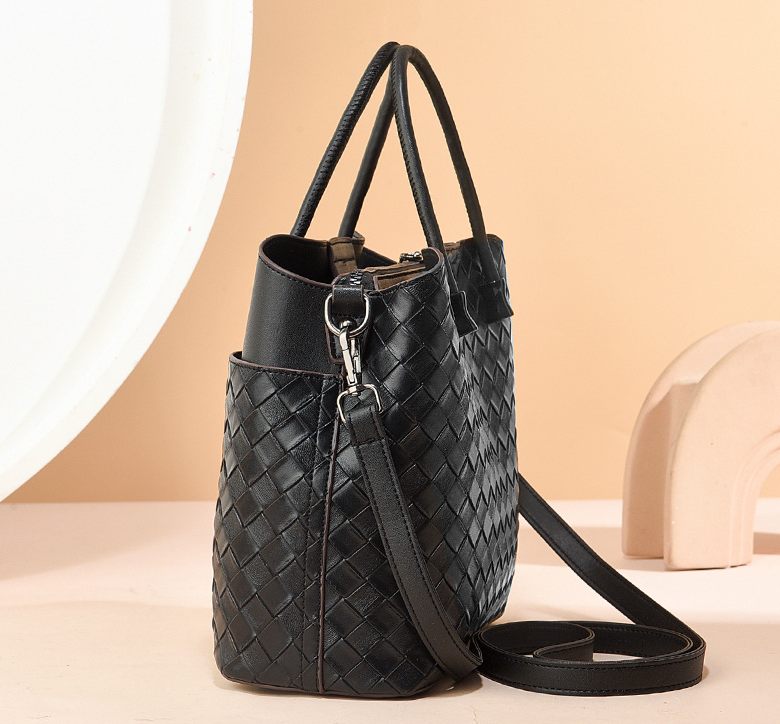 TRJB-0032,wholesale factory pu trendy single shoulder crossbody small handbag - Image 6