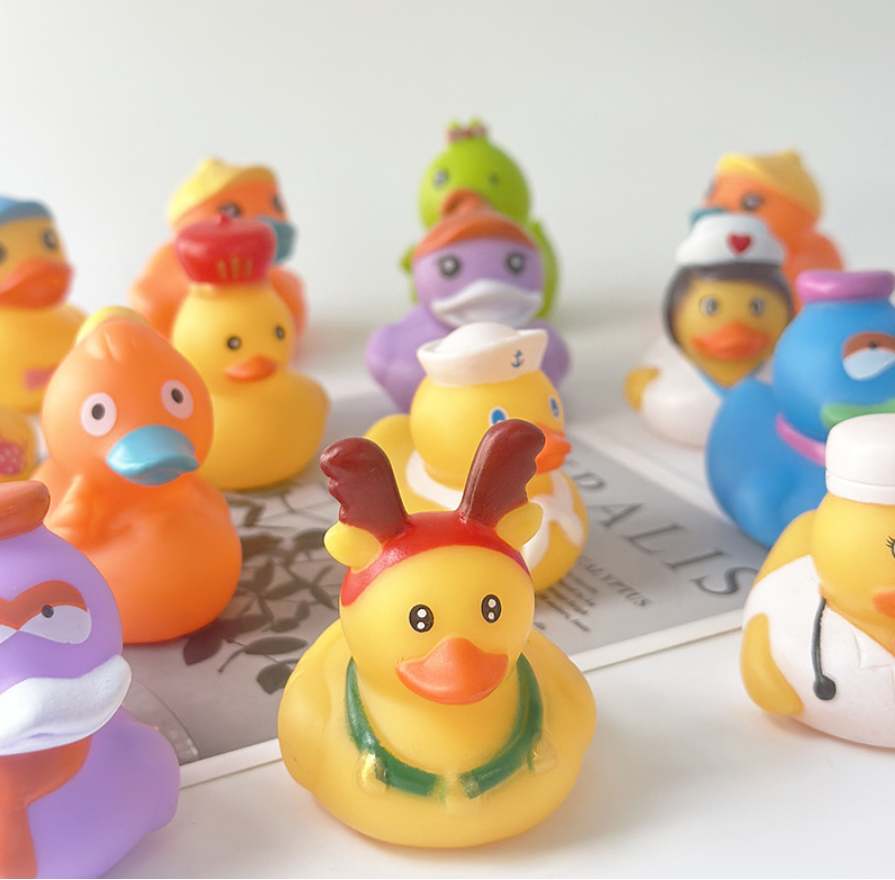 YZYW-0002,factory wholesale vinyl children bath toy rubber duck squeaking sound water play float toys - Image 6