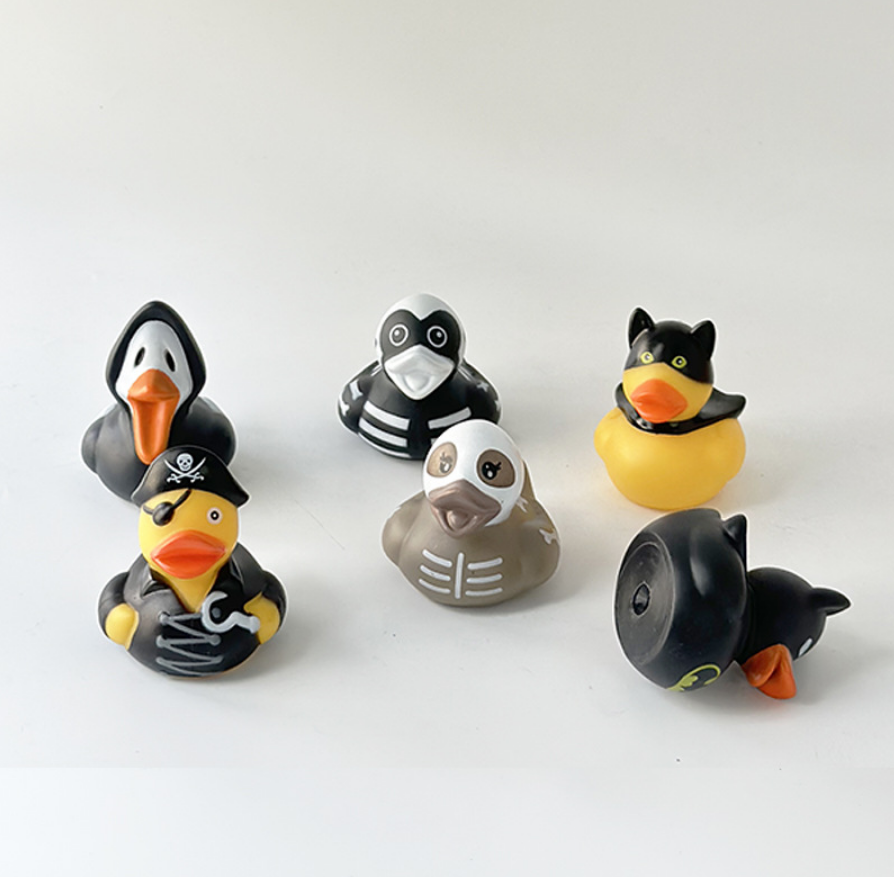 YZYW-0005,factory wholesale vinyl Halloween themed children bathroom splash around plastic rubber duck toys - Image 7