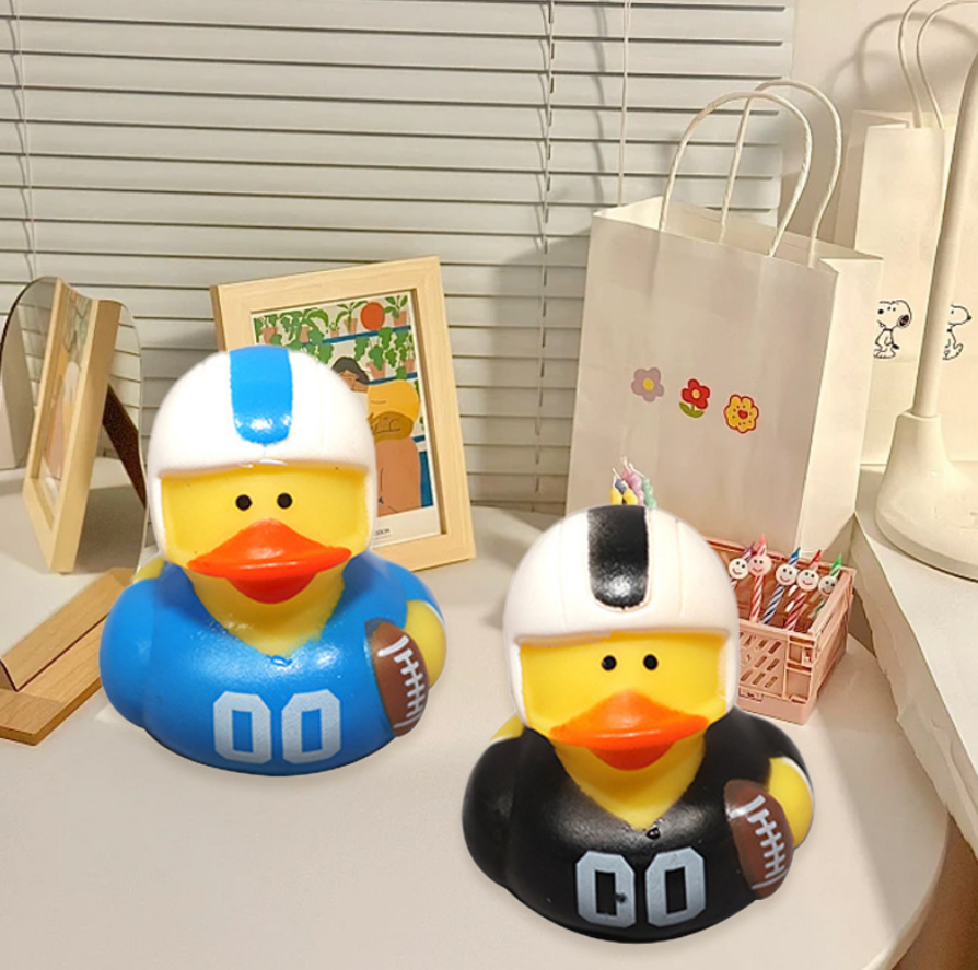 JJDW-0022, factory direct supply vinyl sports rugby children play water bath squeeze duck toys - Image 5